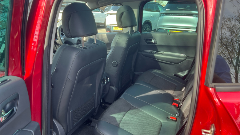 Peugeot 3008 2.0 HDi Allure 5dr Diesel Estate